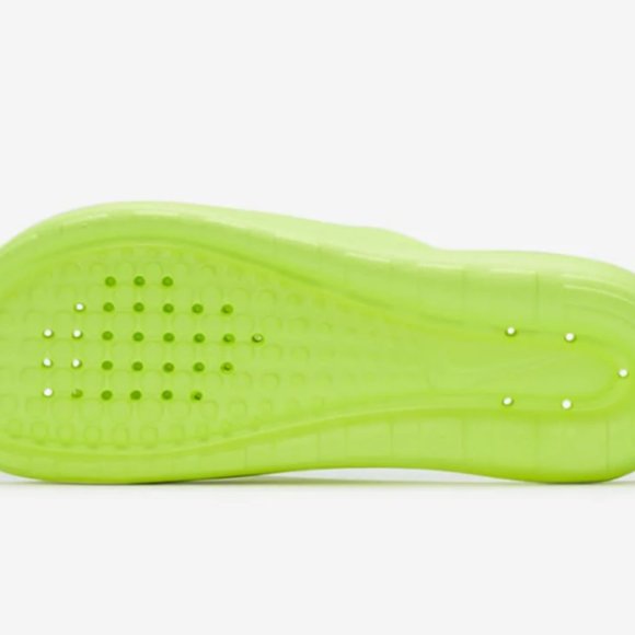 Nike Air Victori One Shower Slide Sandals CZ5478-700 Volt / Glow Green - Picture 6 of 6